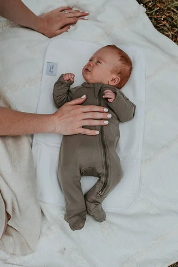 Mitten Cuff Onesie – Mocha